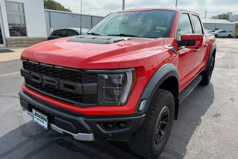 2023 Ford F-150 Raptor photo 1