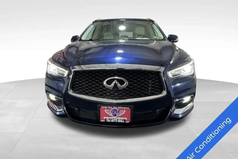 2017 Infiniti QX60 Base photo 1