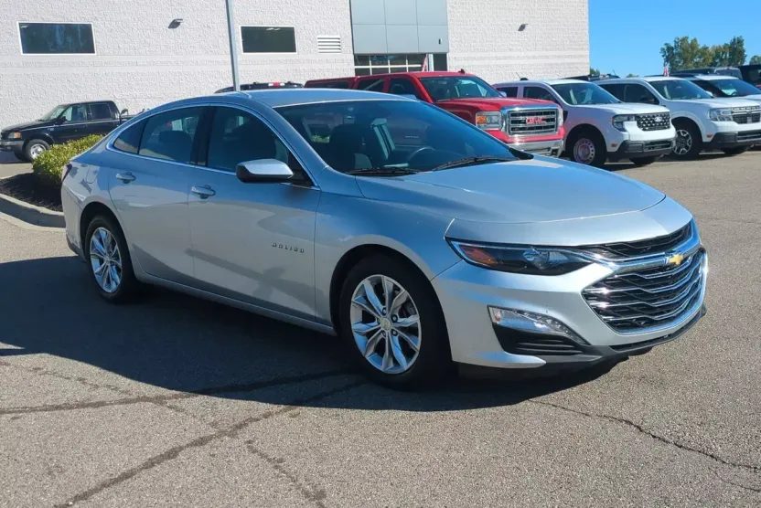 2020 Chevrolet Malibu 1LT photo 1