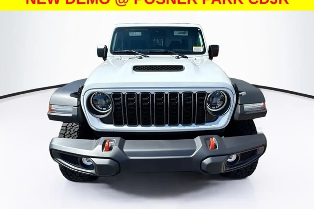 2025 Jeep Gladiator Mojave photo 1