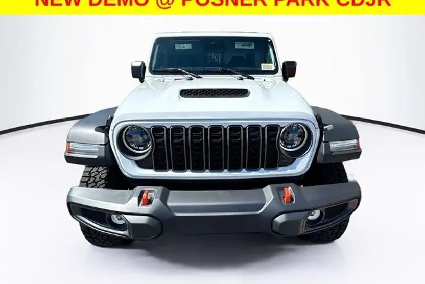 2025 Jeep Gladiator Mojave photo 1