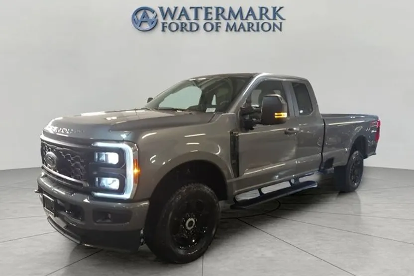 2025 Ford F-350 XL photo 1