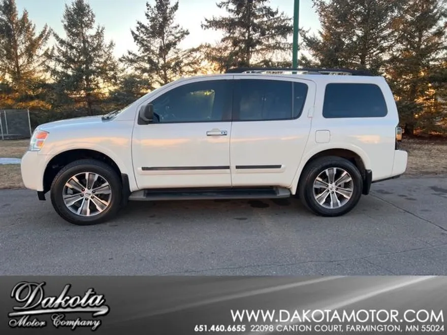 2015 Nissan Armada SL photo 1
