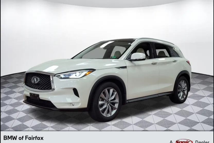 2022 Infiniti QX50 Luxe photo 1