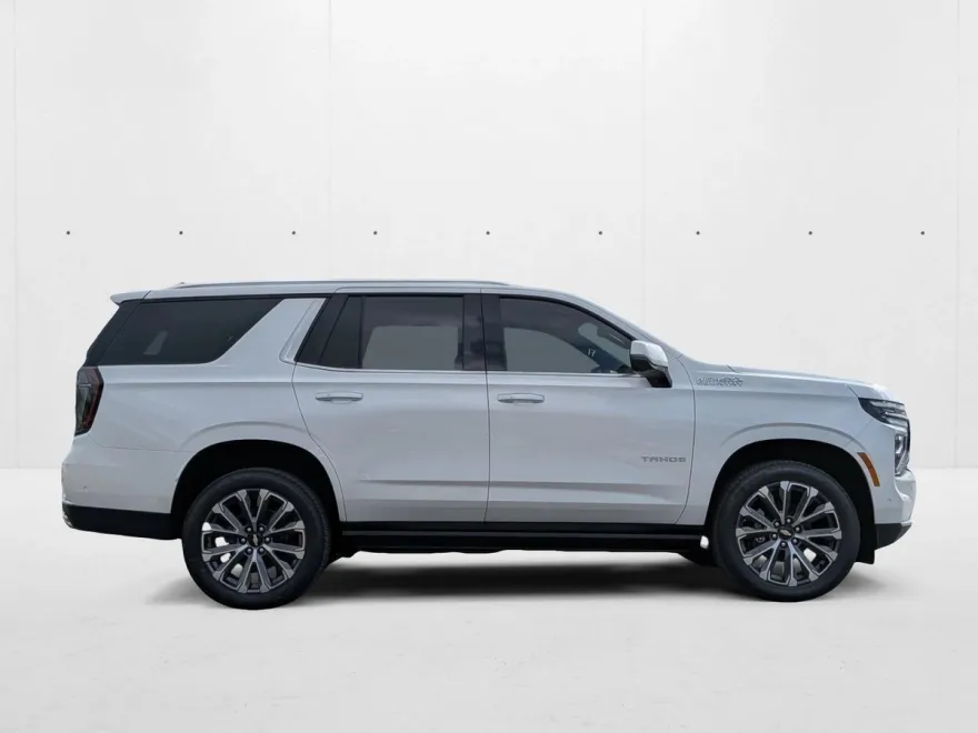 2025 Chevrolet Tahoe High Country photo 1