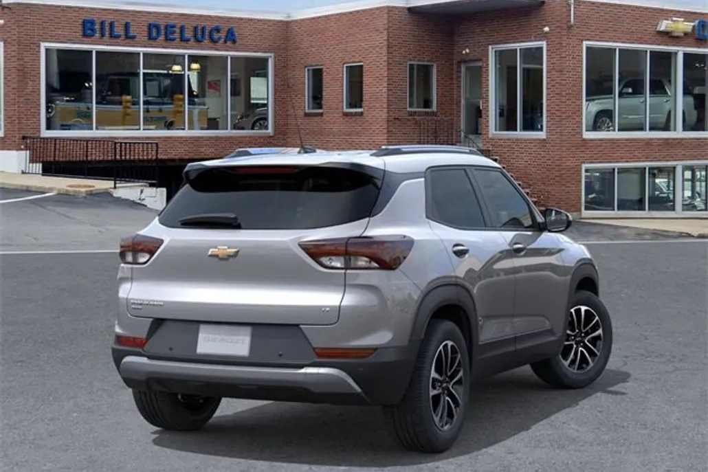 2026 Chevrolet Trailblazer LT photo 1