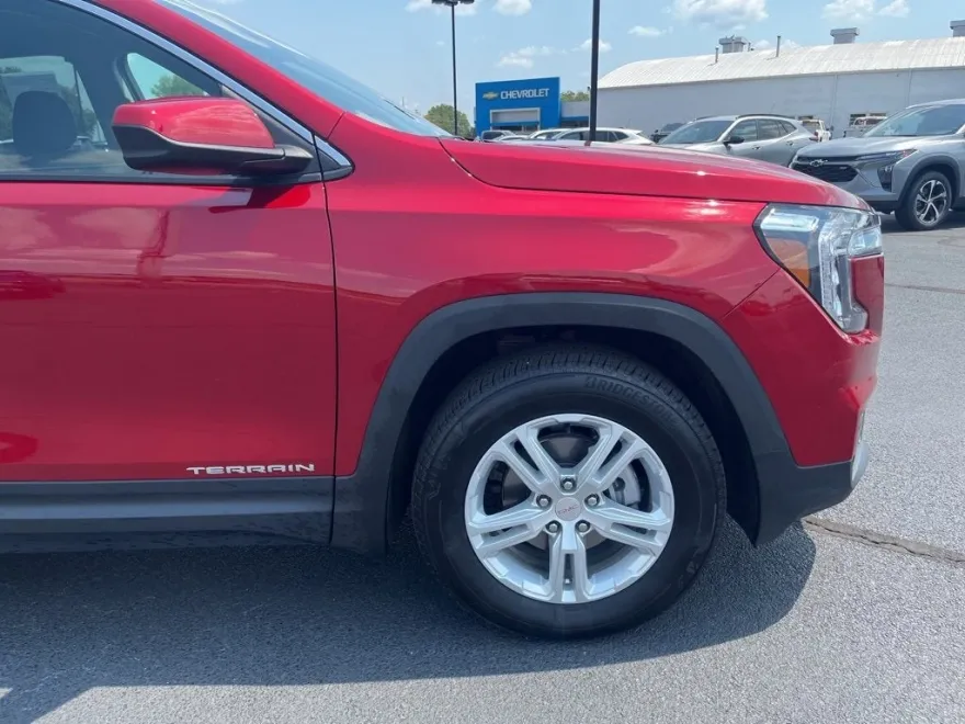 2024 Gmc Terrain SLE photo 1