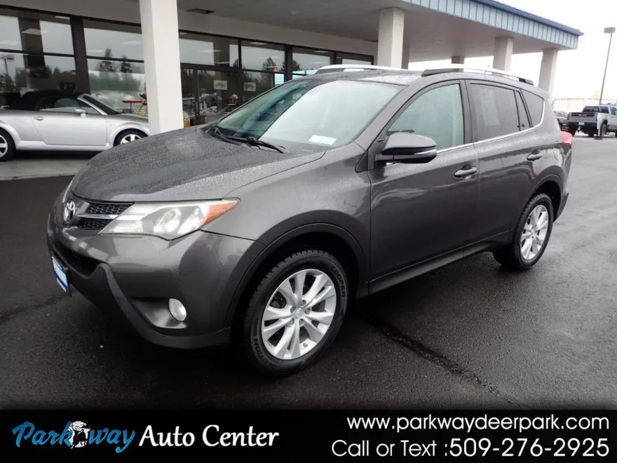 2015 Toyota RAV4 Limited photo 1