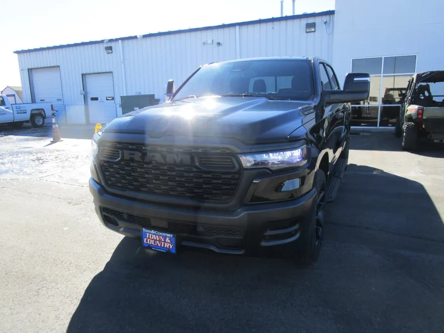 2025 Ram 1500 Tradesman photo 1