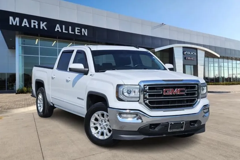 2017 Gmc Sierra 1500 SLE photo 1