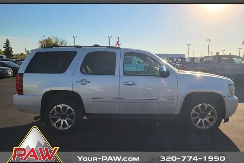 2011 Chevrolet Tahoe LTZ photo 1