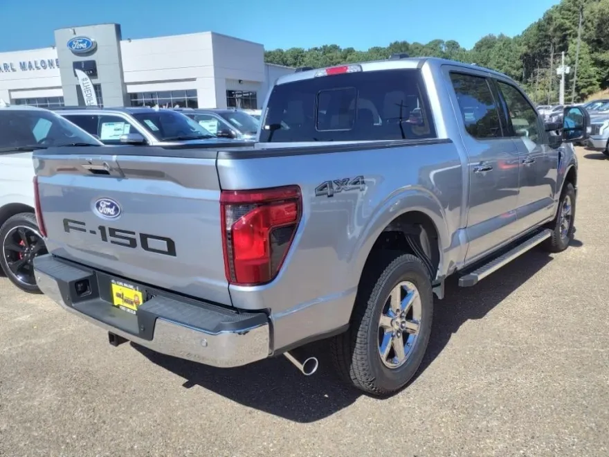 2024 Ford F-150 XLT photo 1