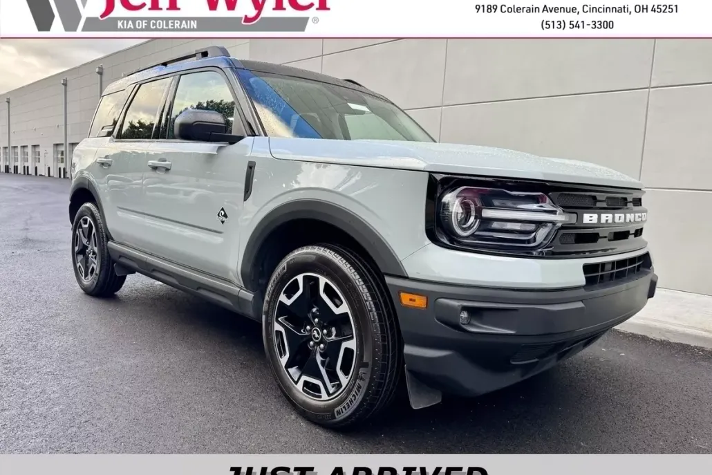 2022 Ford Bronco Sport Outer Banks photo 1