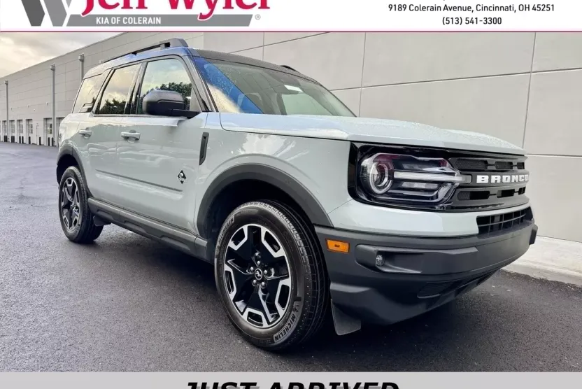 2022 Ford Bronco Sport Outer Banks photo 1