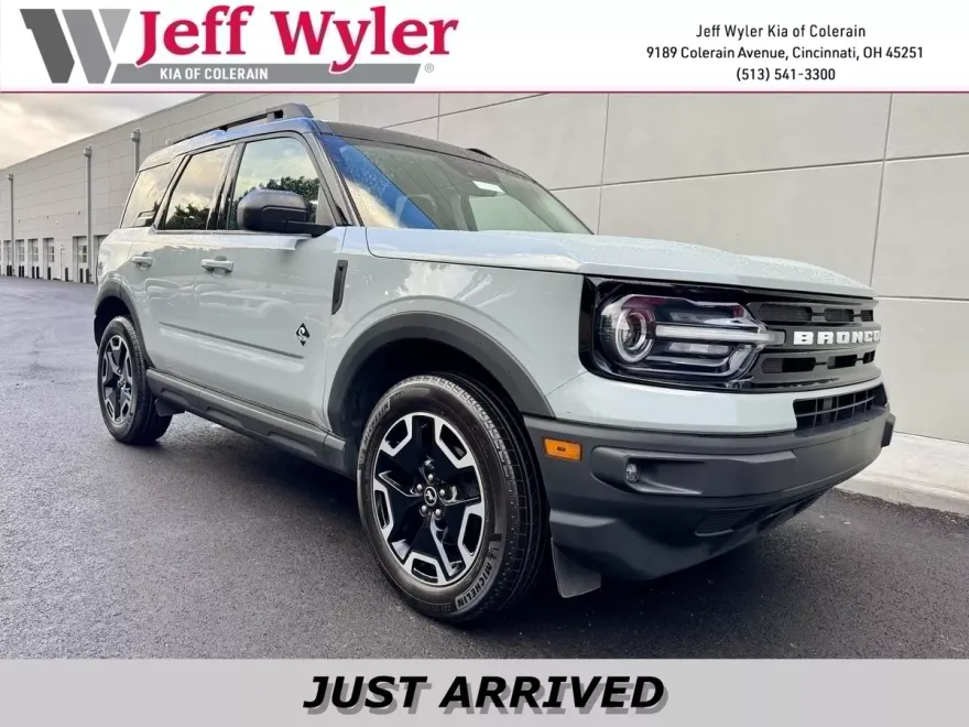 2022 Ford Bronco Sport Outer Banks photo 1