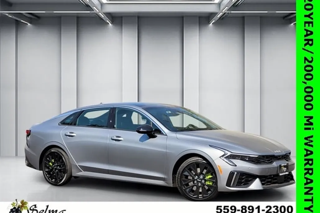 2026 Kia K5 GT photo 1