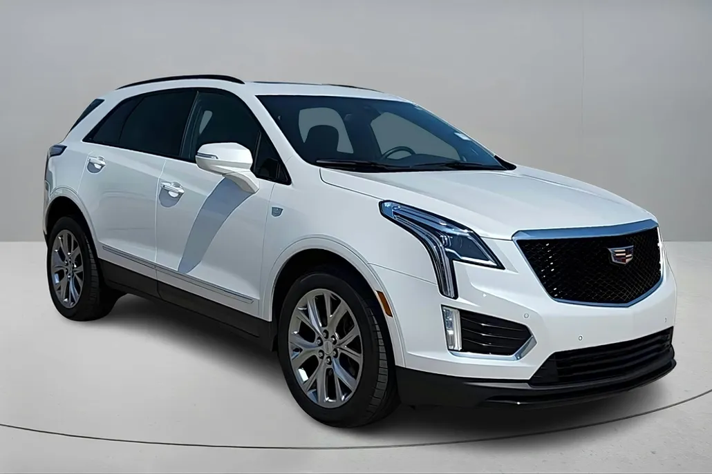 2021 Cadillac XT5 Sport photo 1