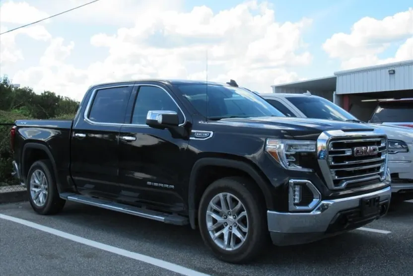 2019 Gmc Sierra 1500 SLT photo 1