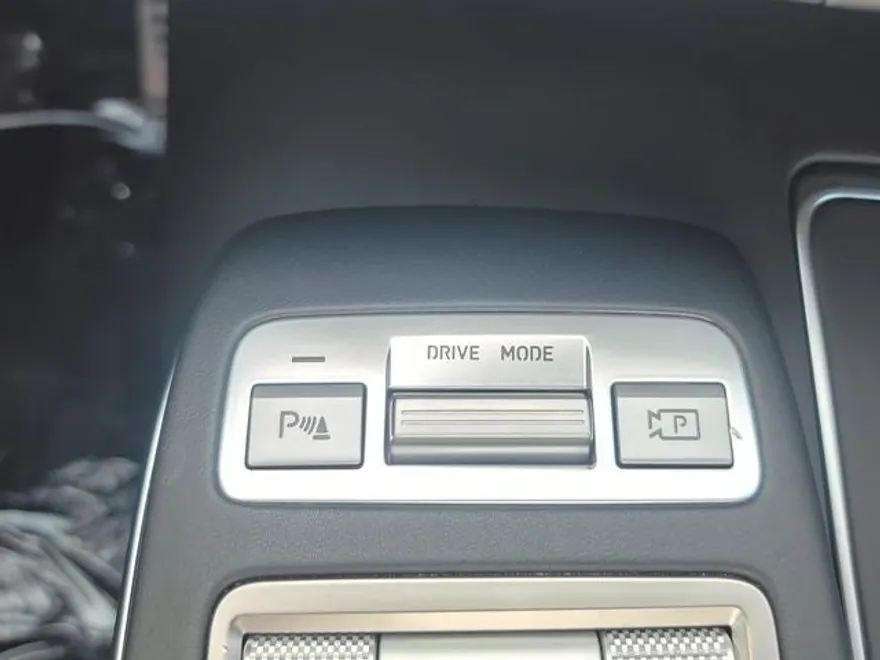 2024 Genesis GV70 3.5T Sport photo 21