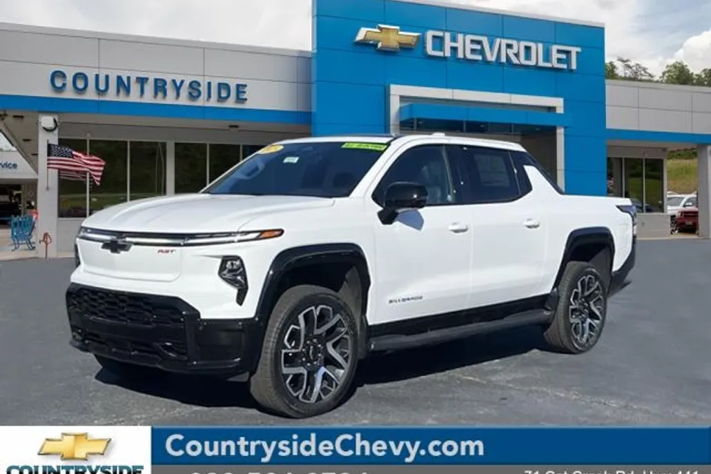 2025 Chevrolet Silverado EV RST photo 1