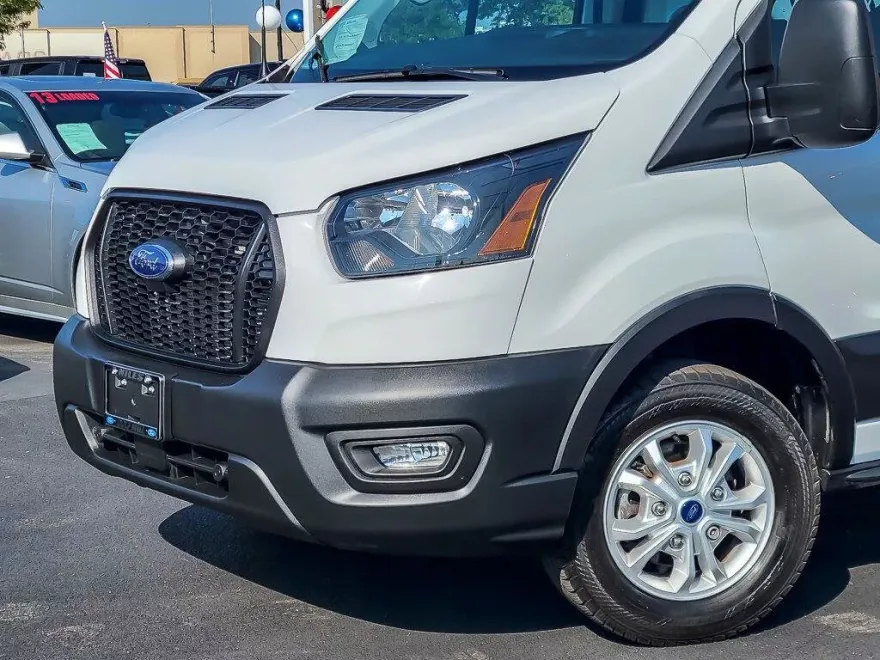 2023 Ford Transit Cargo Van photo 1