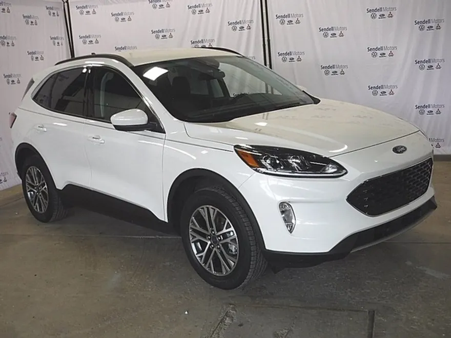 2021 Ford Escape SEL photo 1
