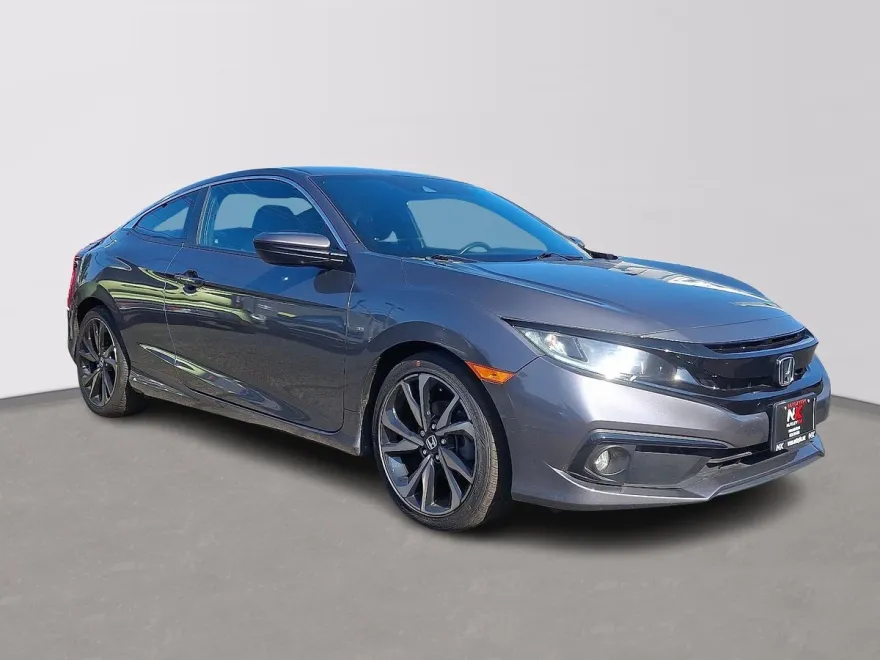 2019 Honda Civic Sport photo 1