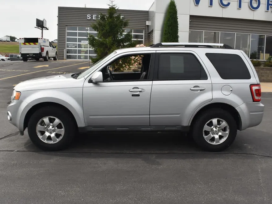 2011 Ford Escape Limited photo 1