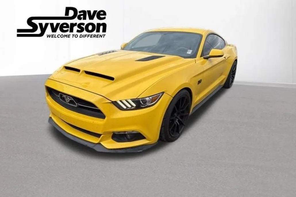 2015 Ford Mustang GT Premium photo 1