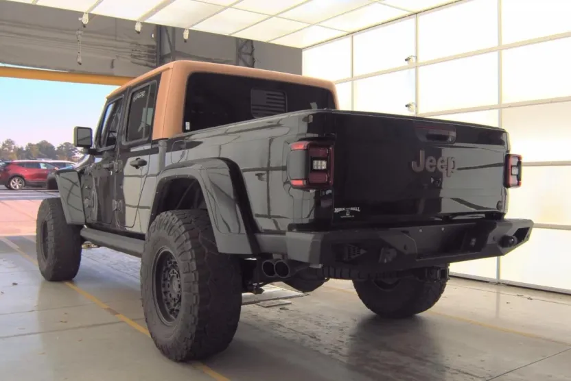 2022 Jeep Gladiator Mojave photo 1