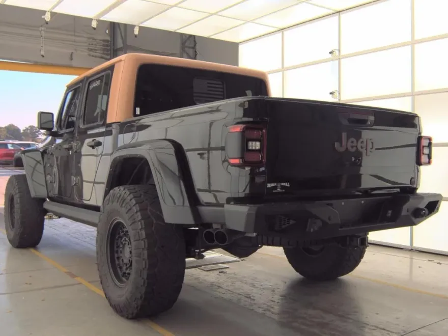 2022 Jeep Gladiator Mojave photo 1