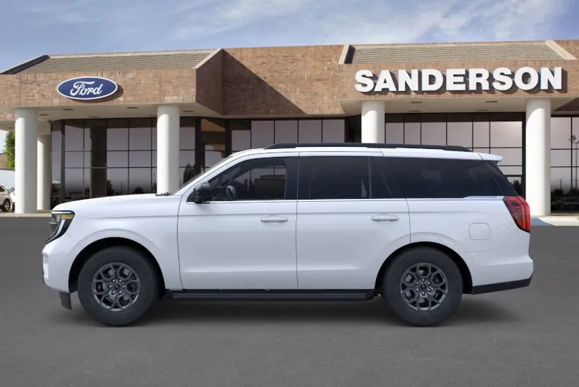 2025 Ford Expedition photo 1