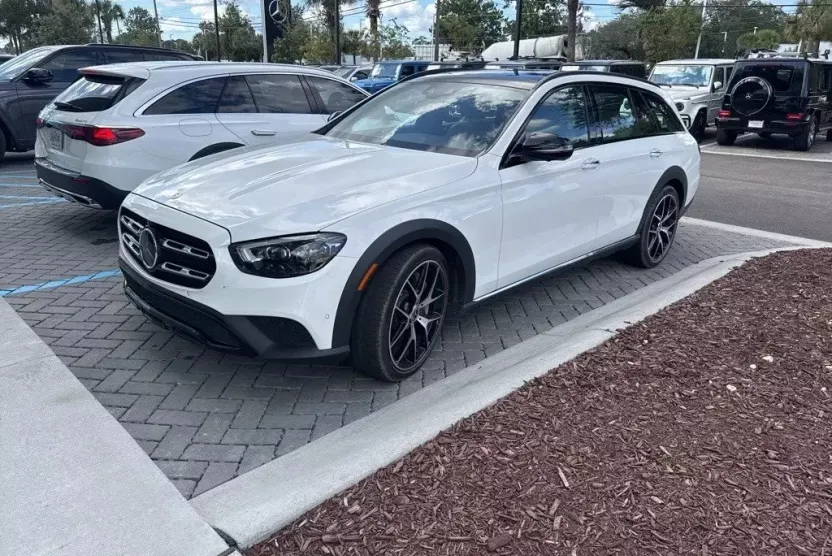 2022 Mercedes Benz E 450 4MATIC All-Terrain Wagon photo 1