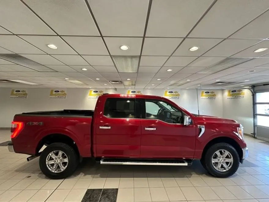 2022 Ford F-150 Lariat photo 1