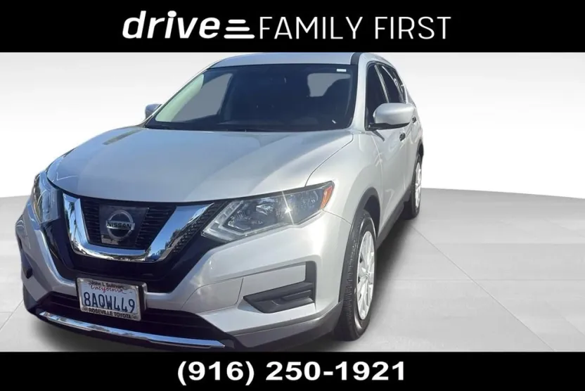 2017 Nissan Rogue S photo 1