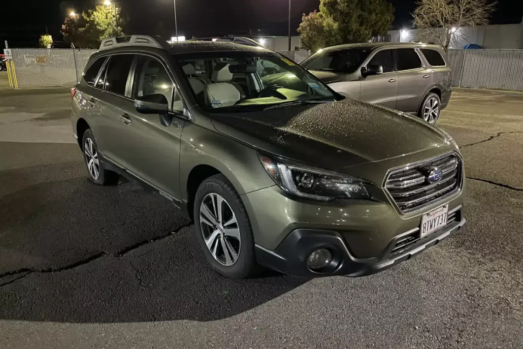 2019 Subaru Outback 2.5i Limited photo 1