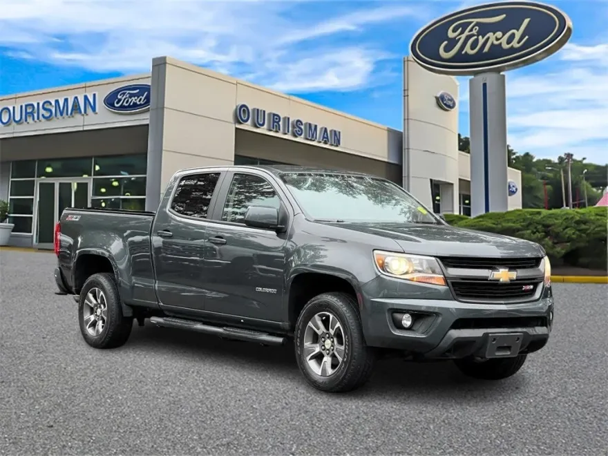 2017 Chevrolet Colorado Z71 photo 1