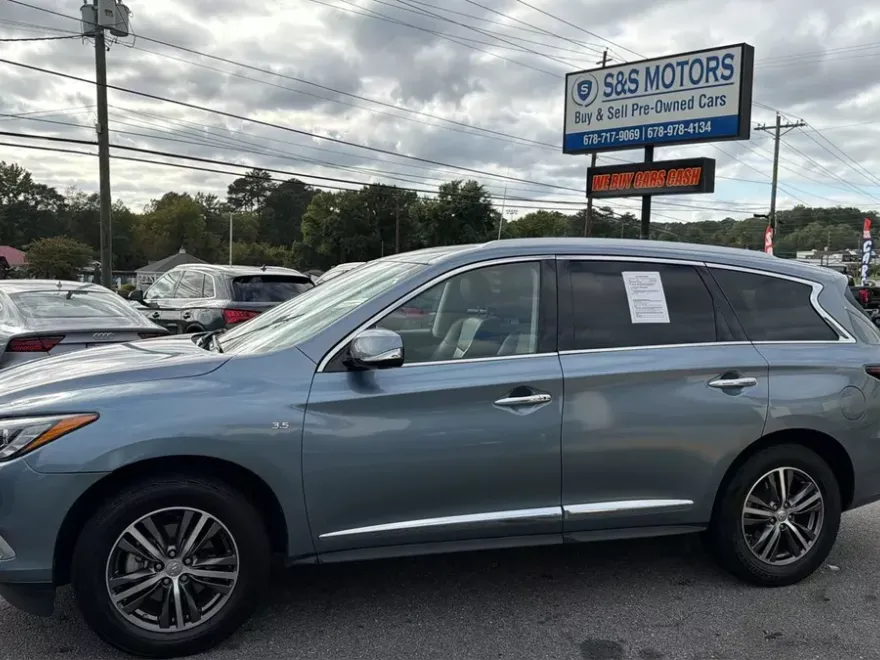 2019 Infiniti QX60 Luxe photo 1