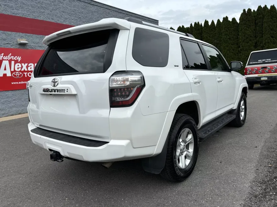 2024 Toyota 4Runner SR5 Premium 4WD photo 1