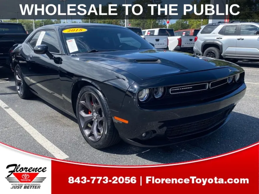 2018 Dodge Challenger SXT Plus photo 1