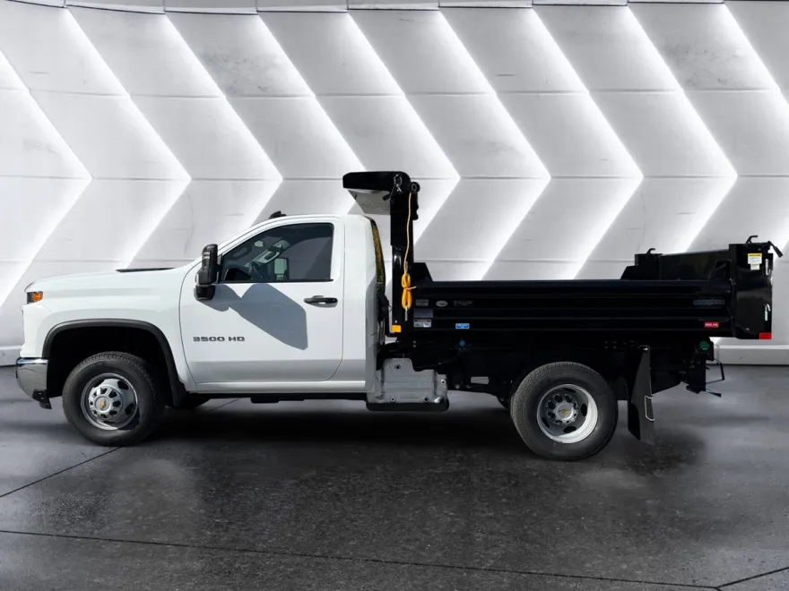 2025 Chevrolet Silverado 3500HD Work Truck photo 1