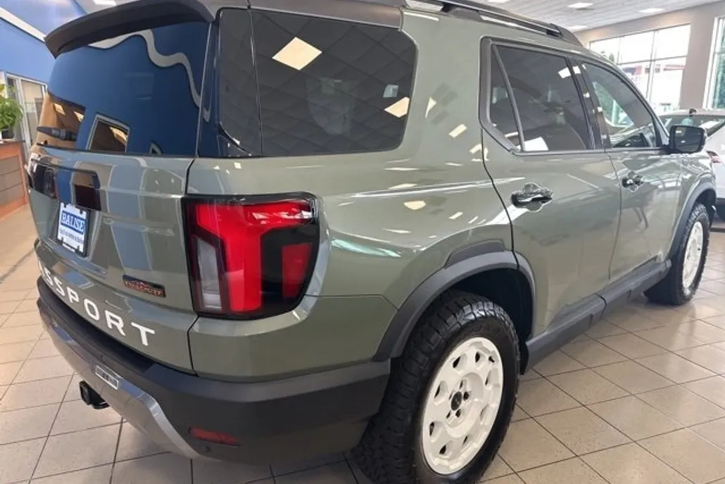 2026 Honda Passport TrailSport Elite photo 1