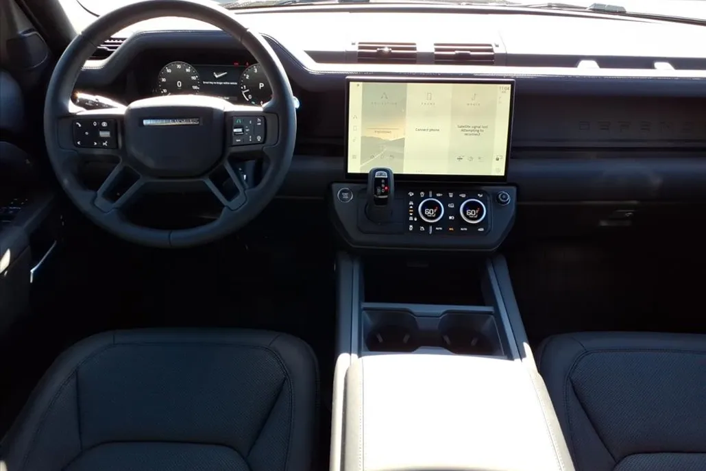 2026 Land Rover Defender 110 photo 1