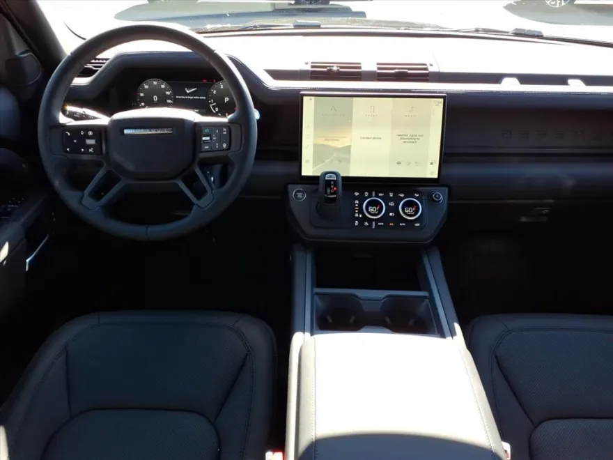 2026 Land Rover Defender 110 photo 1