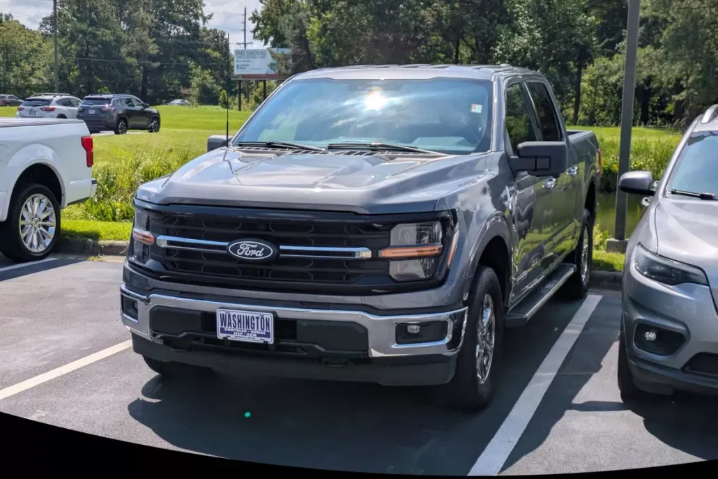 2024 Ford F-150 XLT photo 1