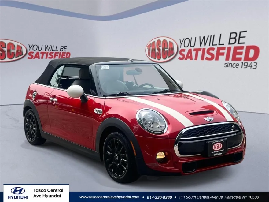 2017 Mini Cooper Convertible S photo 1