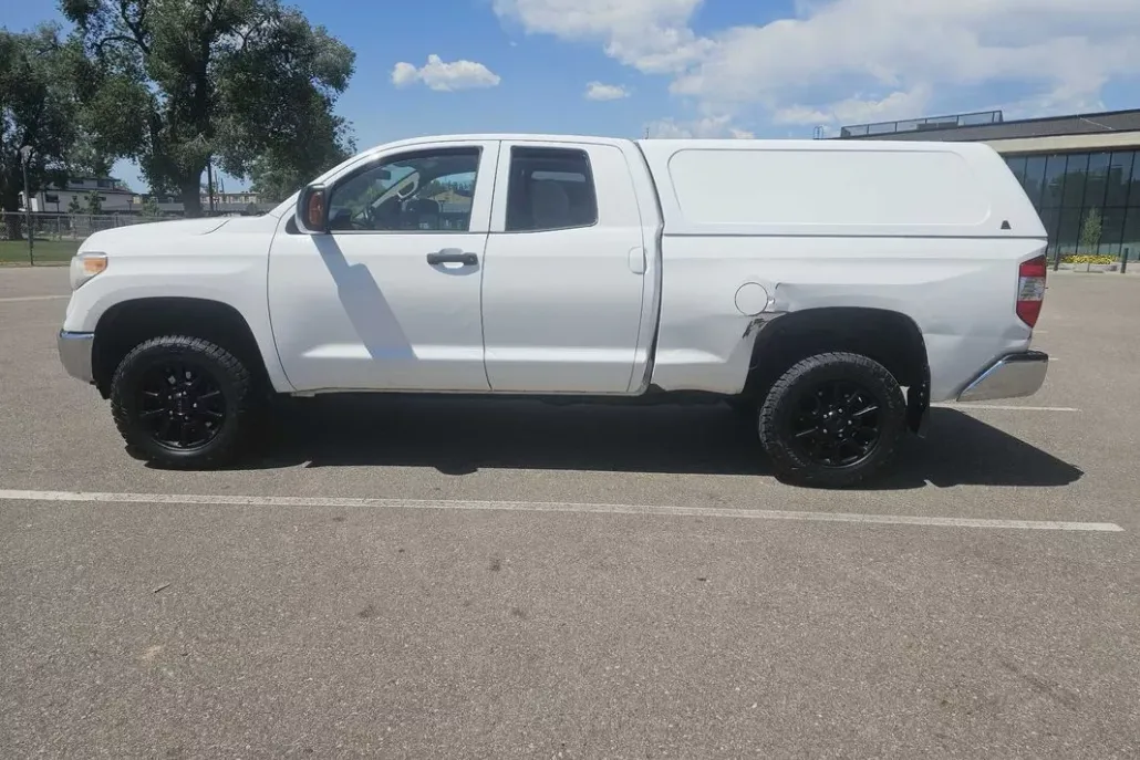 2017 Toyota Tundra TRD Pro photo 1