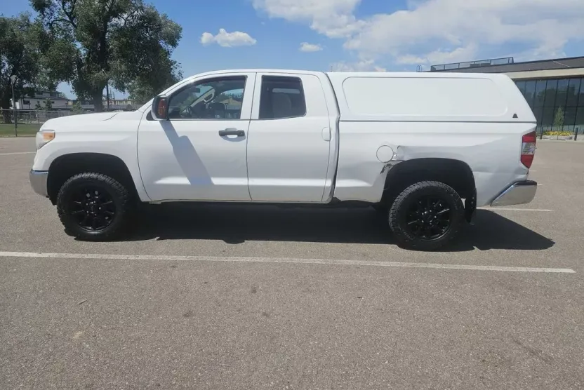 2017 Toyota Tundra TRD Pro photo 1