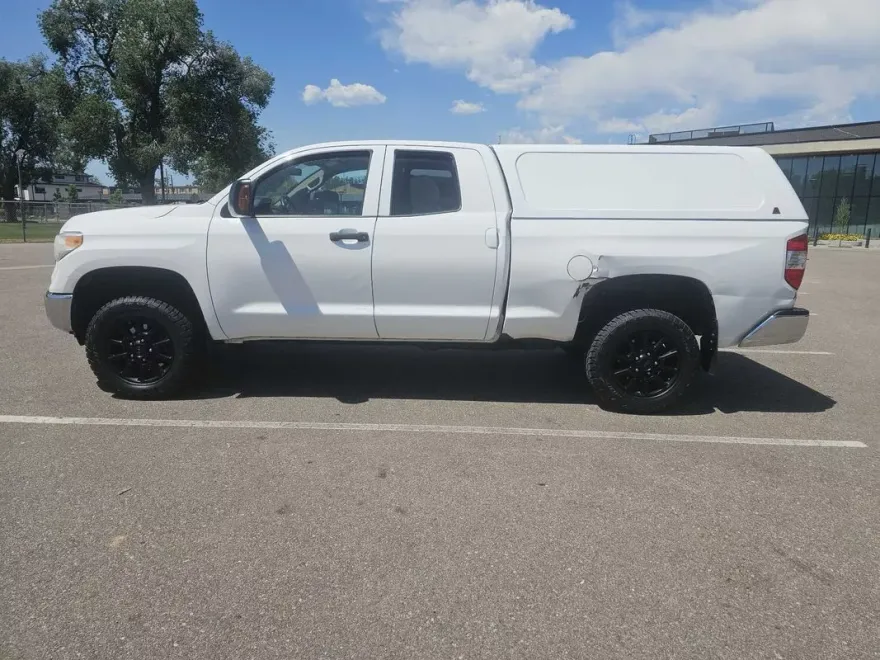 2017 Toyota Tundra TRD Pro photo 1