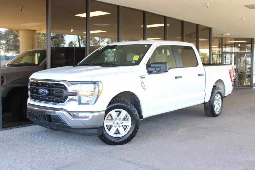 2023 Ford F-150 XLT photo 1